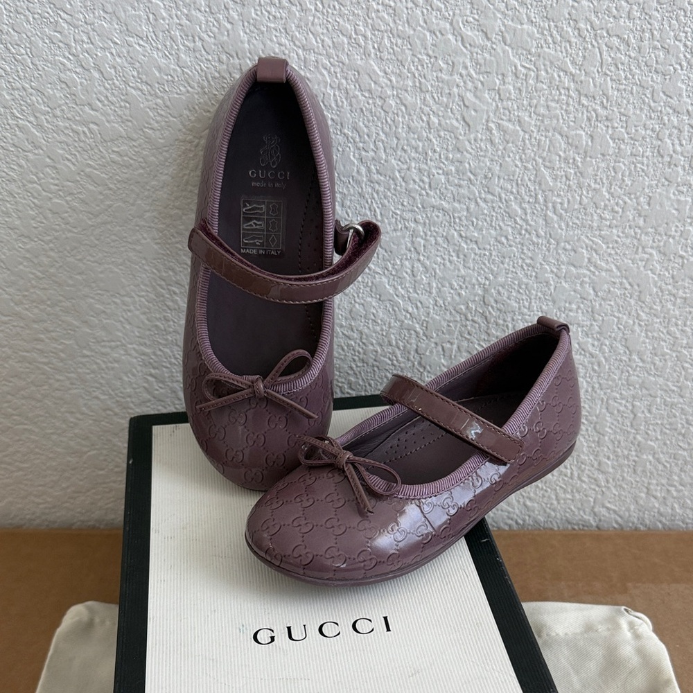 Gucci Girls Mary Jane Flats in Mauve Purple